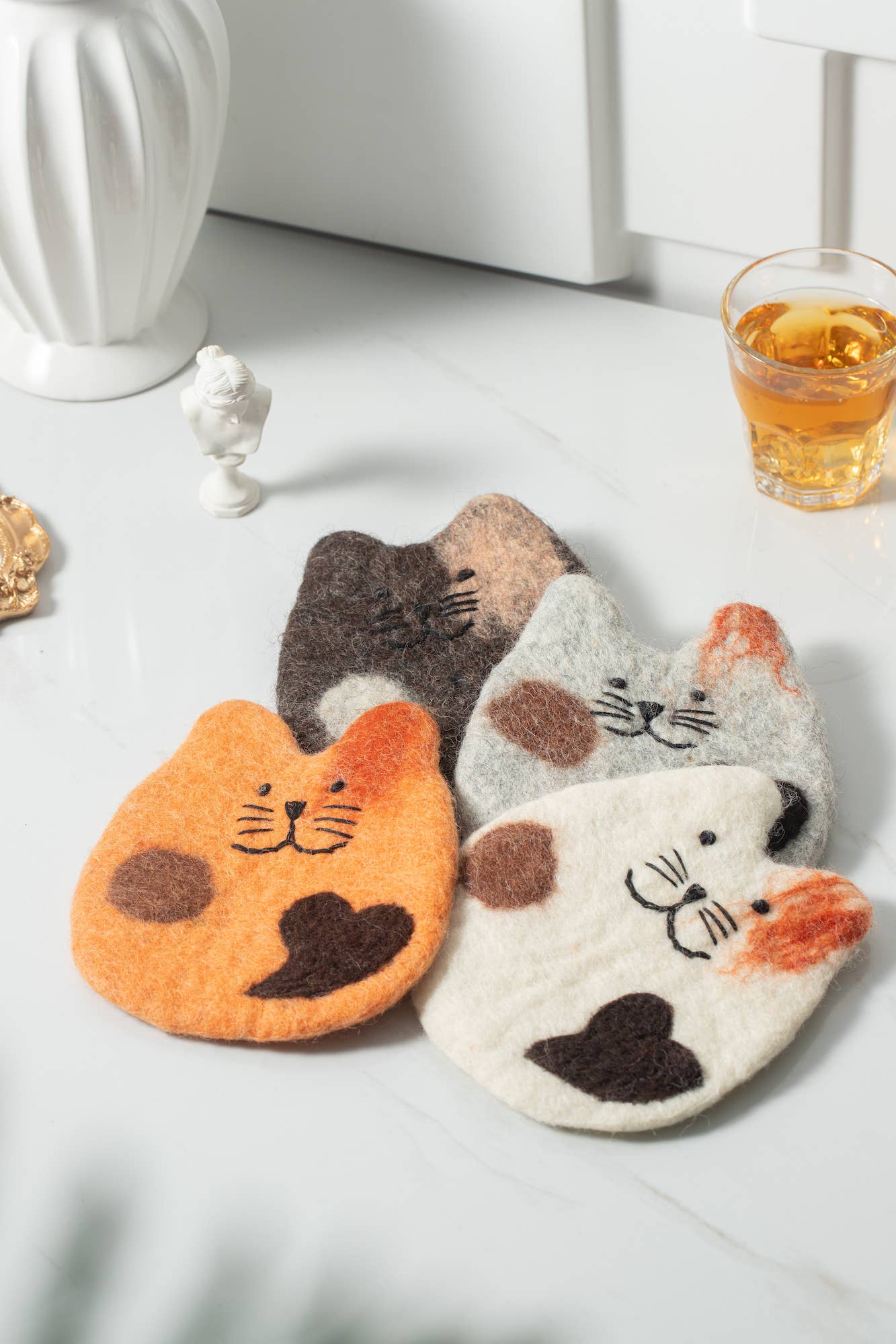 Sparkle Being - Handmade Felt Coffee Cup Mug Table Mat Coasters - Fatty Cat: White