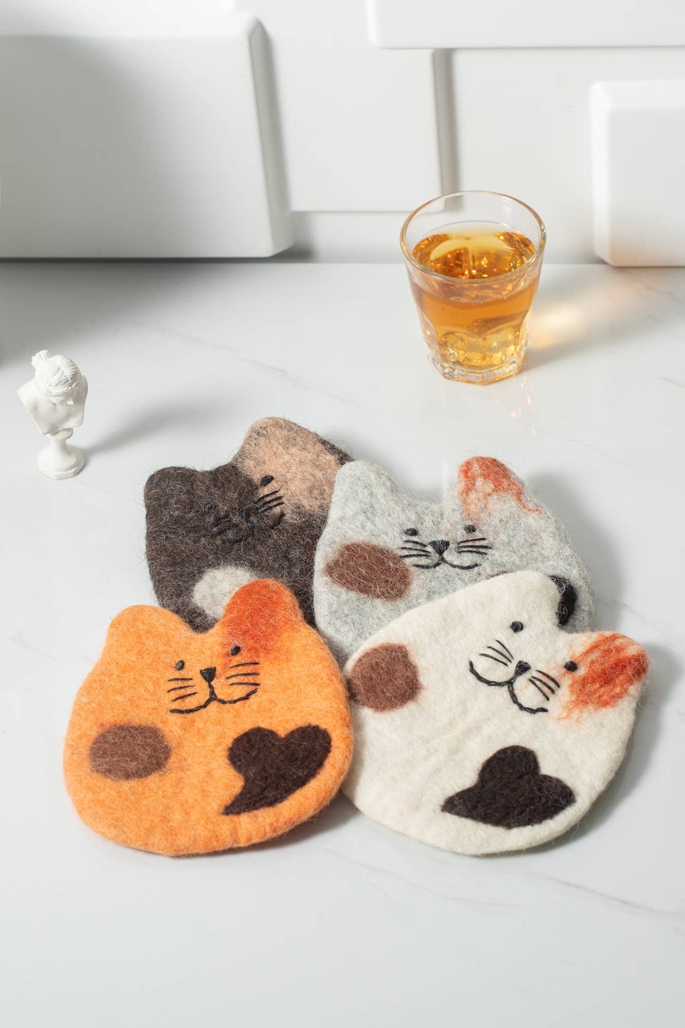 Sparkle Being - Handmade Felt Coffee Cup Mug Table Mat Coasters - Fatty Cat: White