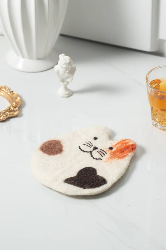 Sparkle Being - Handmade Felt Coffee Cup Mug Table Mat Coasters - Fatty Cat: White